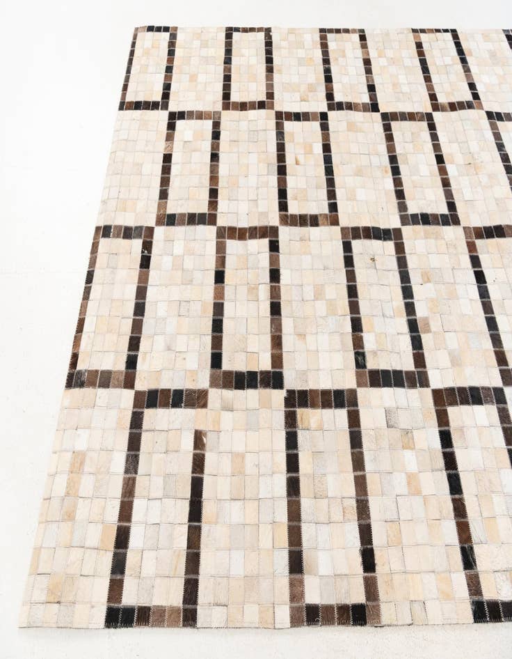 Detail image of  5' 1 x 8' Cowhide Stocks Rug