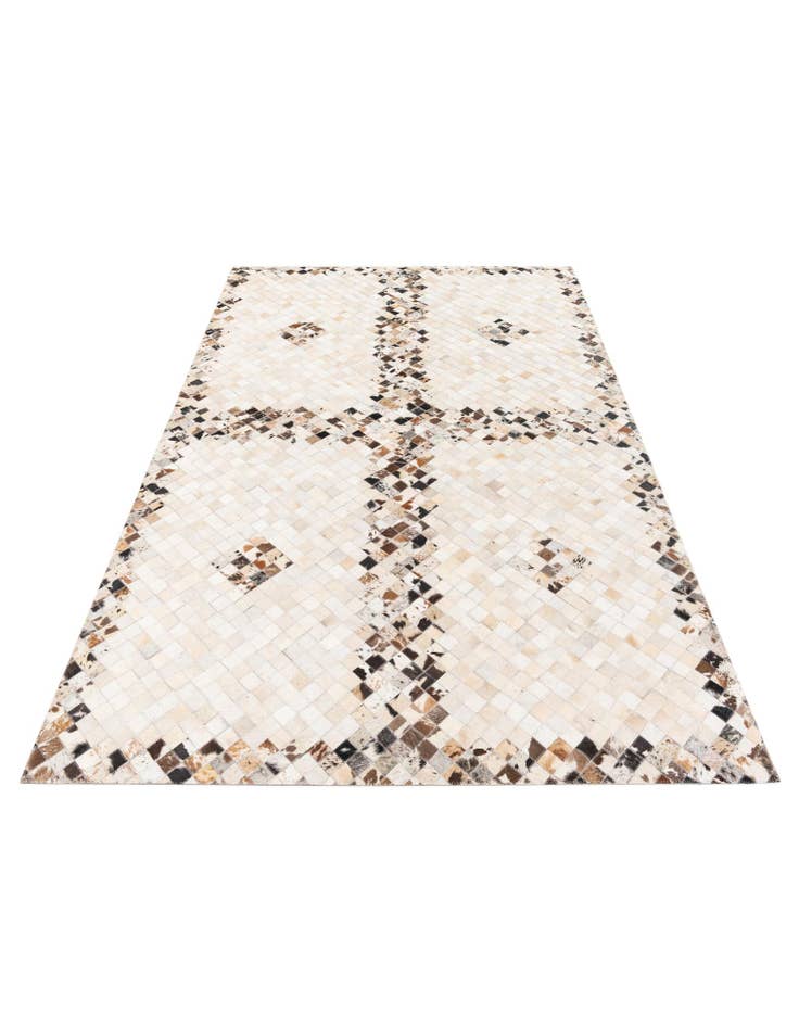 Detail image of  5' x 7' 10 Cowhide Stocks Rug