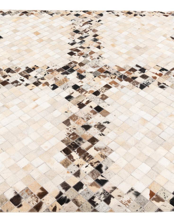 Detail image of  5' x 7' 10 Cowhide Stocks Rug