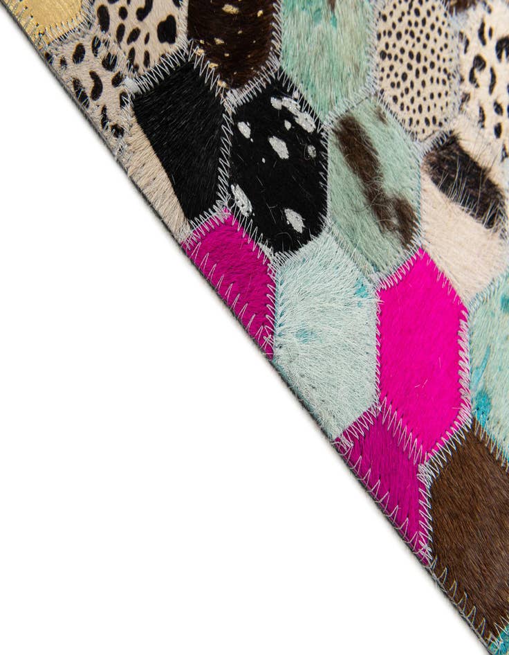 Detail image of  5' 1 x 7' 10 Cowhide Stocks Rug