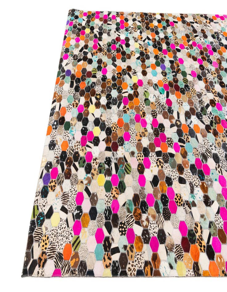 Detail image of  5' 1 x 7' 11 Cowhide Stocks Rug