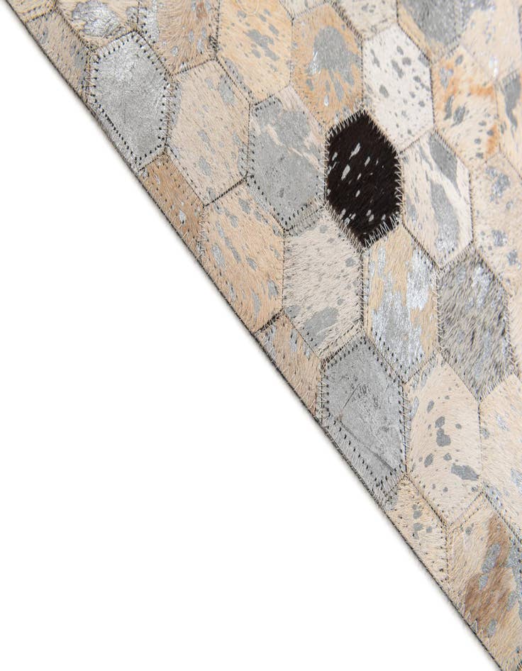 Detail image of  5' 5 x 7' 8 Cowhide Stocks Rug