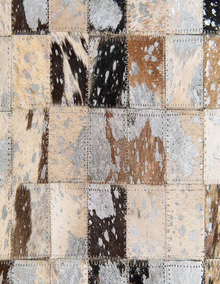 Detail image of  5' x 7' 3 Cowhide Stocks Rug