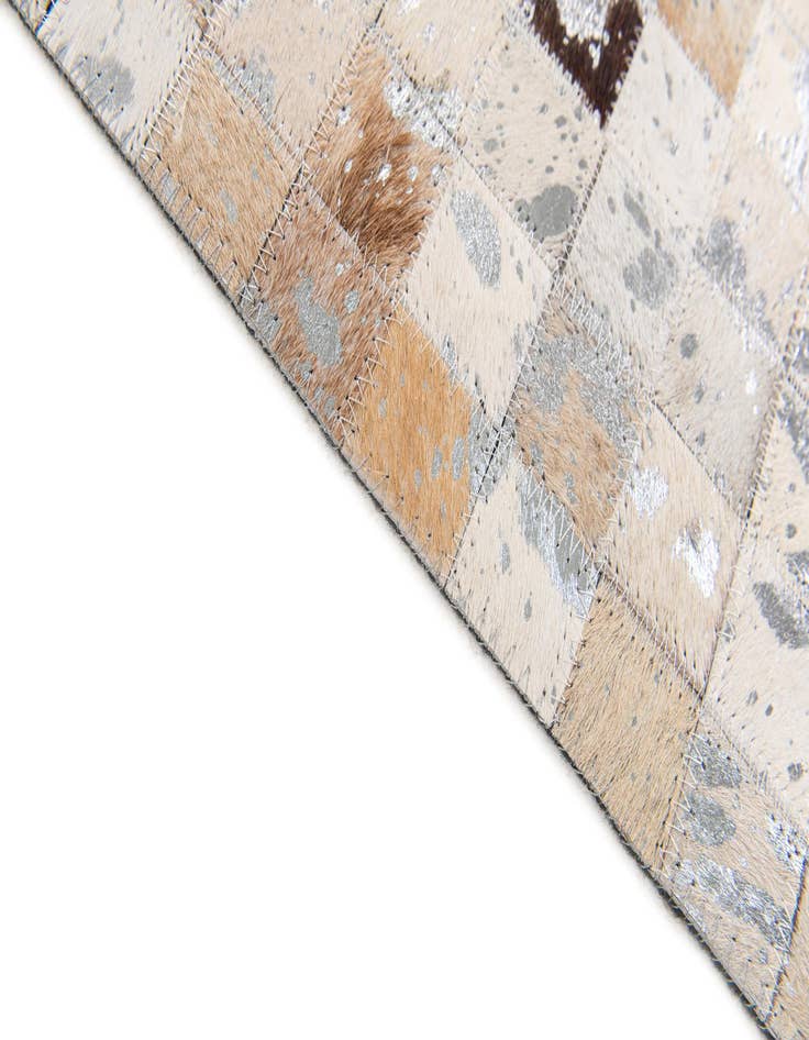 Detail image of  5' 1 x 7' 11 Cowhide Stocks Rug