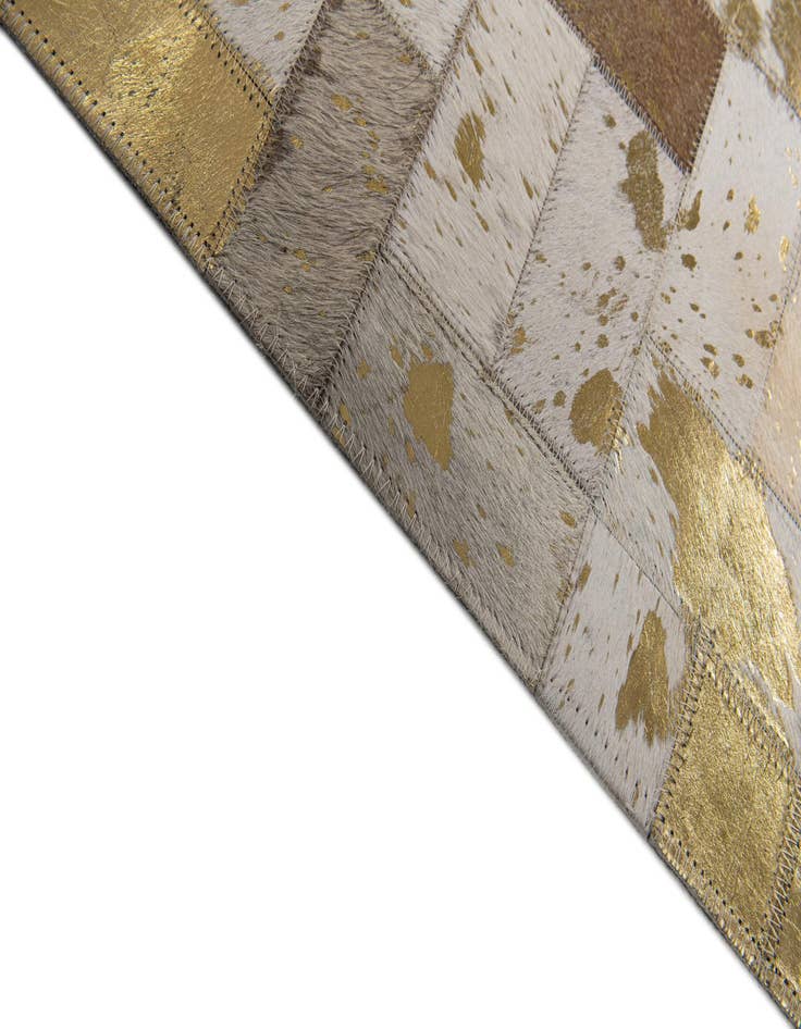 Detail image of  5' 1 x 8' 1 Cowhide Stocks Rug