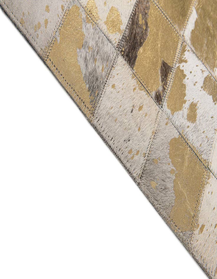 Detail image of  5' 2 x 7' 11 Cowhide Stocks Rug