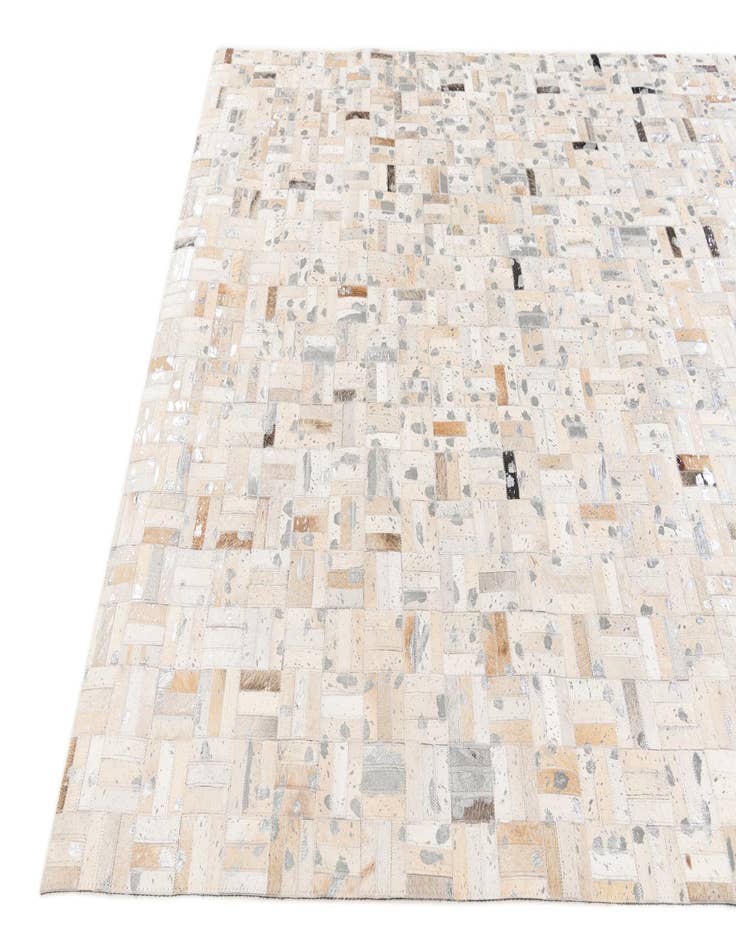 Detail image of  4' 11 x 8' Cowhide Stocks Rug