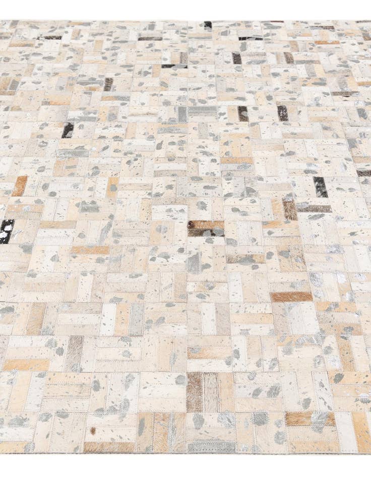 Detail image of  4' 11 x 8' Cowhide Stocks Rug