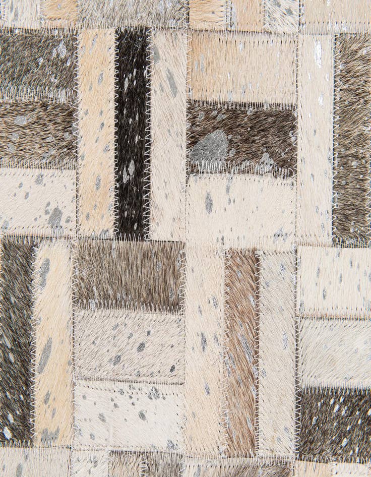 Detail image of  5' x 8' 1 Cowhide Stocks Rug