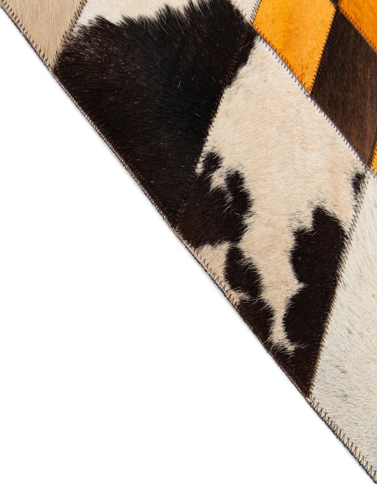 Detail image of  5' 1 x 8' Cowhide Stocks Rug