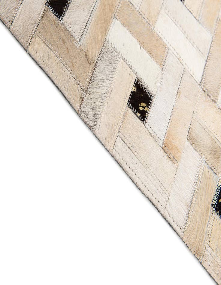 Detail image of  5' 1 x 8' Cowhide Stocks Rug