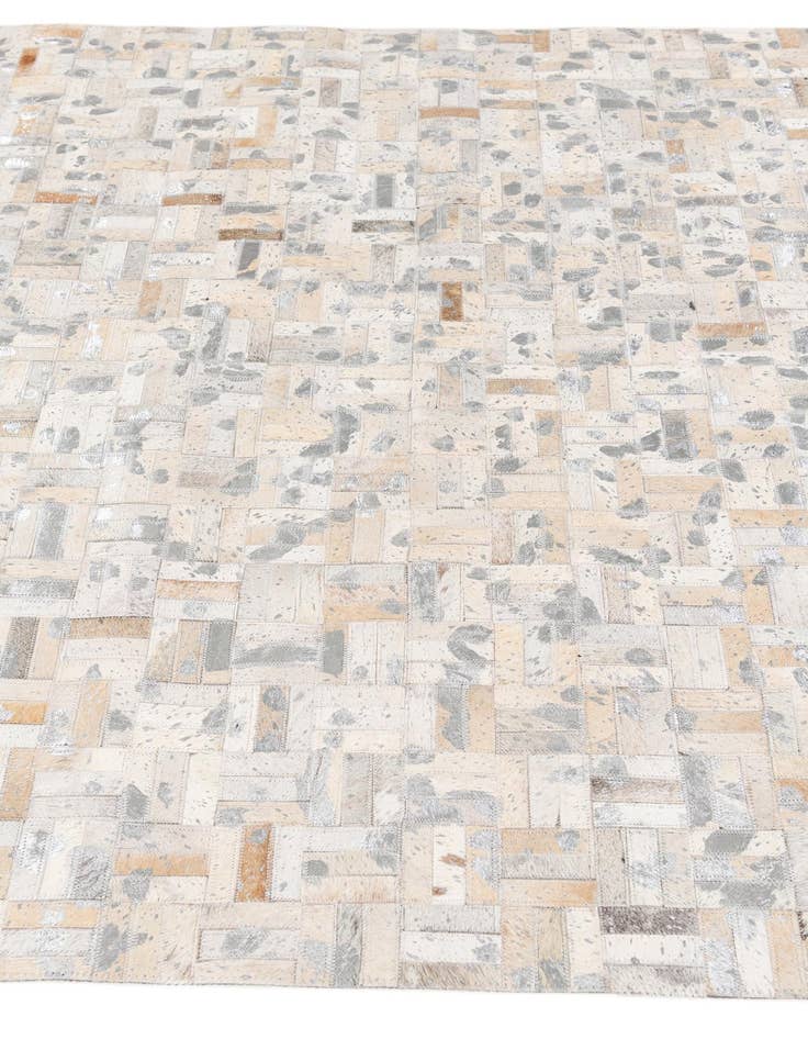 Detail image of  4' 11 x 8' Cowhide Stocks Rug