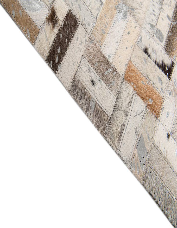 Detail image of  5' x 8' 1 Cowhide Stocks Rug