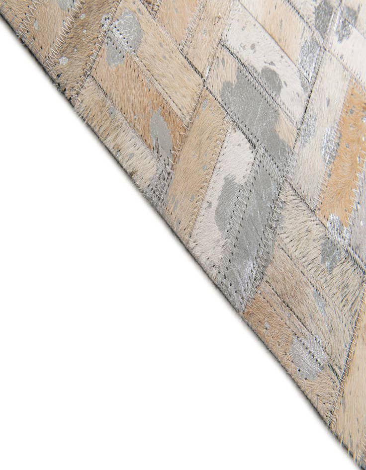 Detail image of  5' x 8' 1 Cowhide Stocks Rug