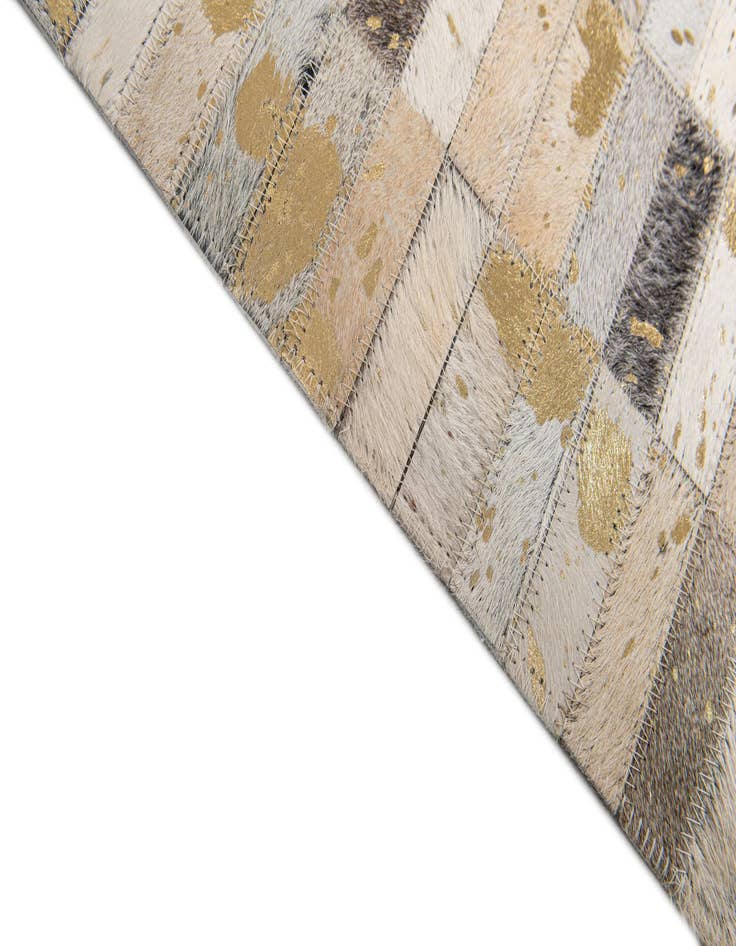 Detail image of  8' x 10' 1 Cowhide Stocks Rug