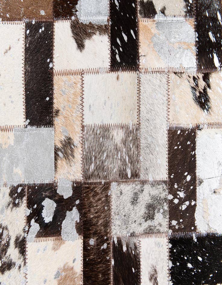 Detail image of  8' 1 x 10' Cowhide Stocks Rug