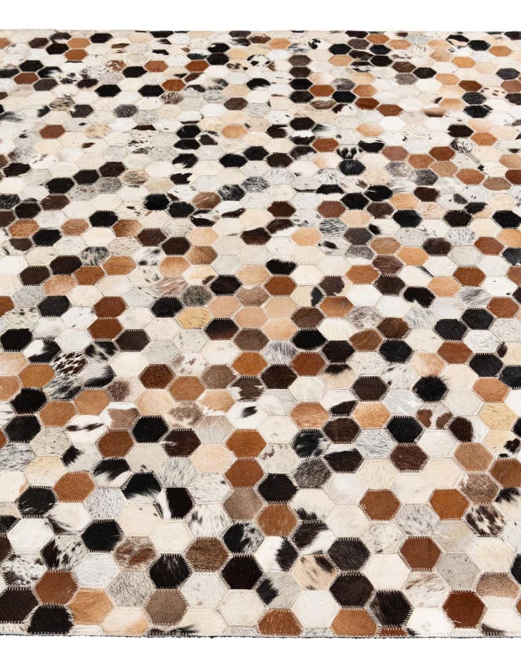 Detail image of  5' x 7' 10 Cowhide Stocks Rug