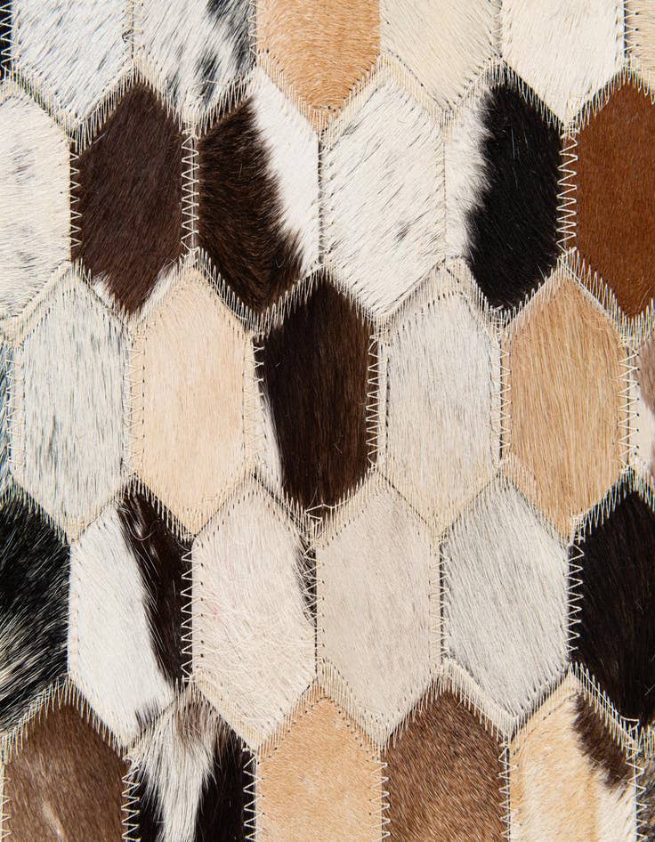 Detail image of  5' x 7' 10 Cowhide Stocks Rug