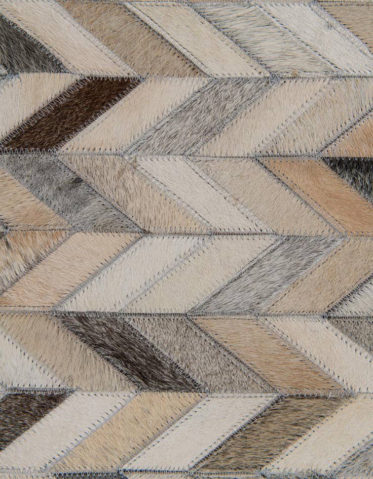 Detail image of  6' 8 x 9' 10 Cowhide Stocks Rug