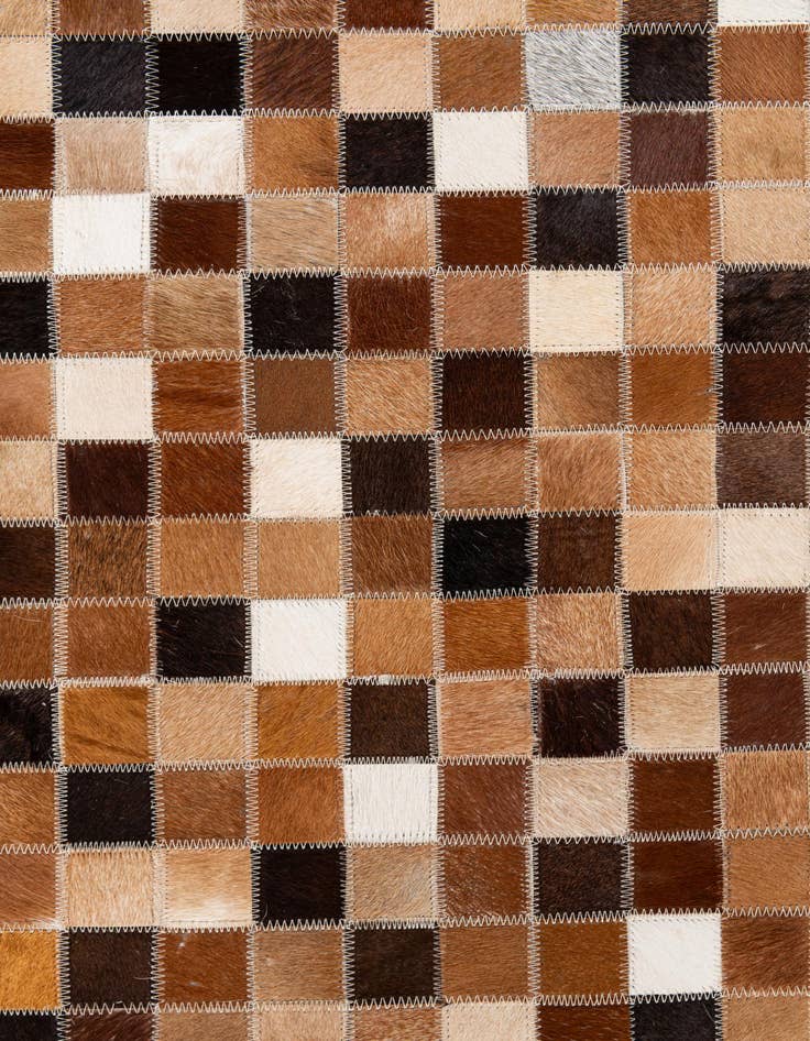 Detail image of  6' 7 x 9' 9 Cowhide Stocks Rug