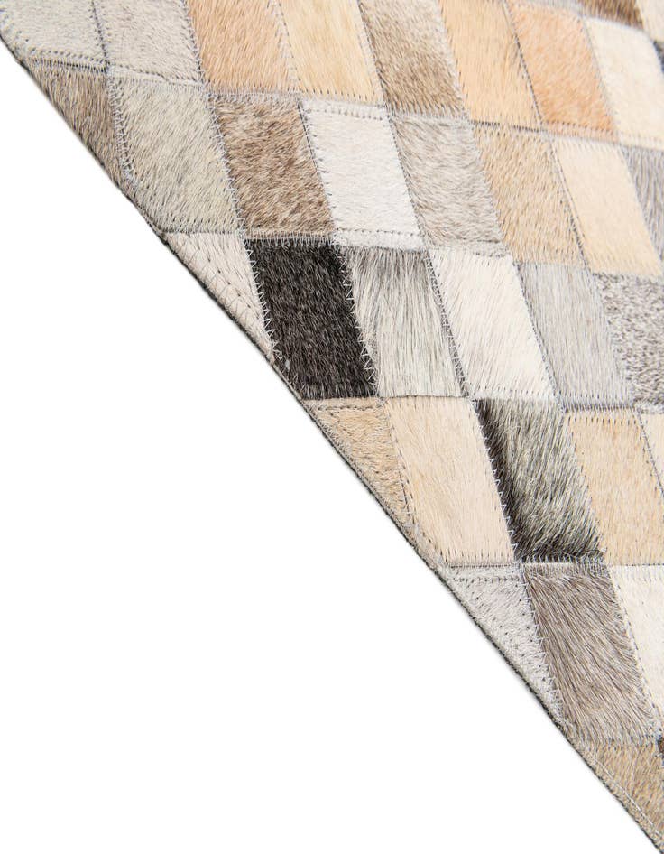 Detail image of  6' 8 x 9' 9 Cowhide Stocks Rug