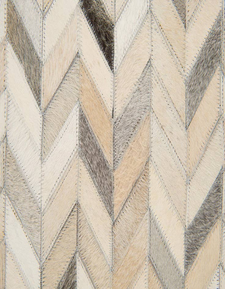 Detail image of  6' 9 x 9' 11 Cowhide Stocks Rug