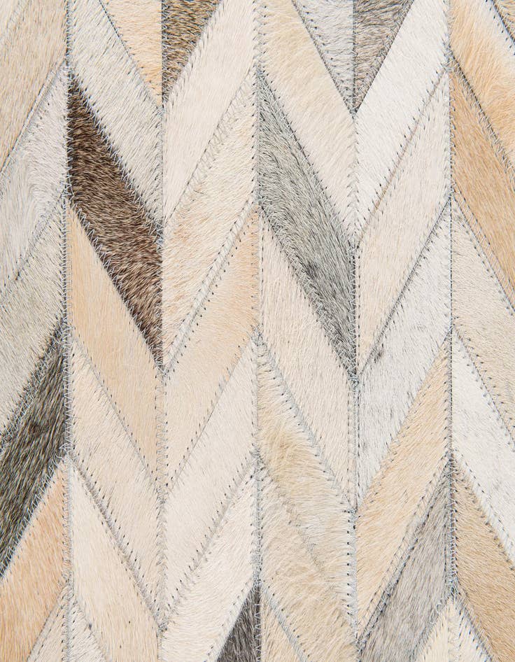 Detail image of  6' 8 x 9' 11 Cowhide Stocks Rug