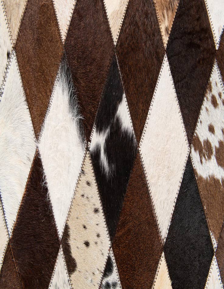Detail image of  4' 8 x 6' 9 Cowhide Stocks Rug
