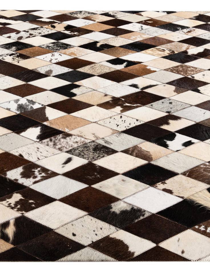 Detail image of  4' 8 x 6' 9 Cowhide Stocks Rug