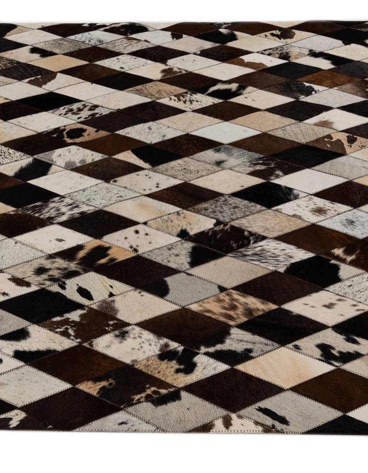 Detail image of  4' 9 x 6' 9 Cowhide Stocks Rug