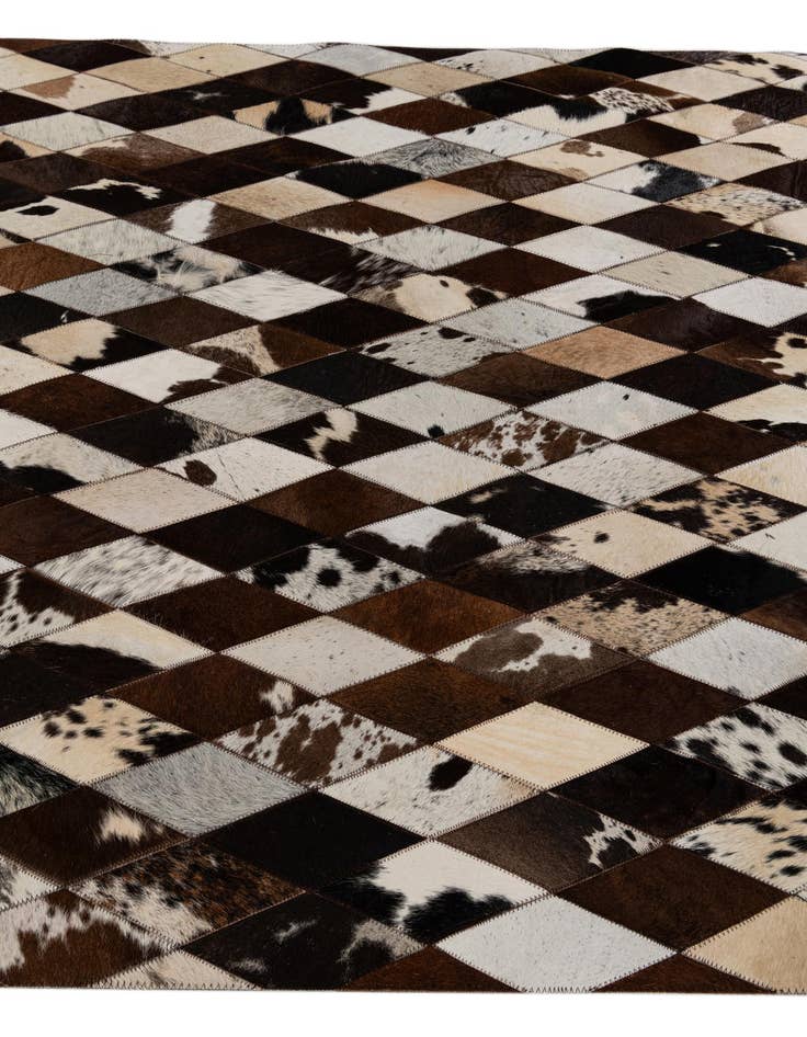 Detail image of  4' 8 x 6' 8 Cowhide Stocks Rug