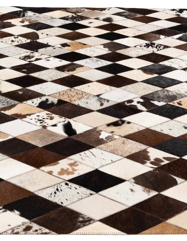 Detail image of  4' 9 x 6' 9 Cowhide Stocks Rug