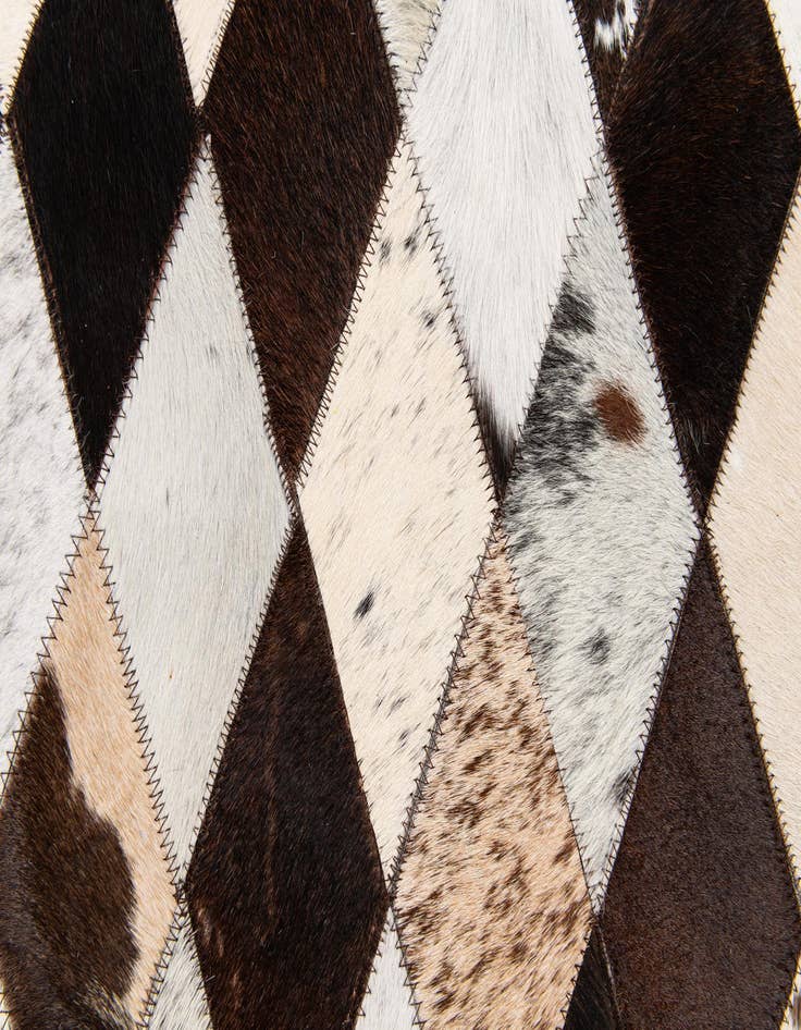 Detail image of  4' 9 x 6' 9 Cowhide Stocks Rug
