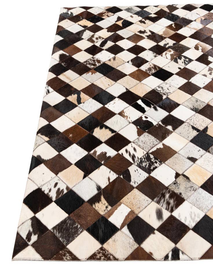 Detail image of  4' 9 x 6' 9 Cowhide Stocks Rug