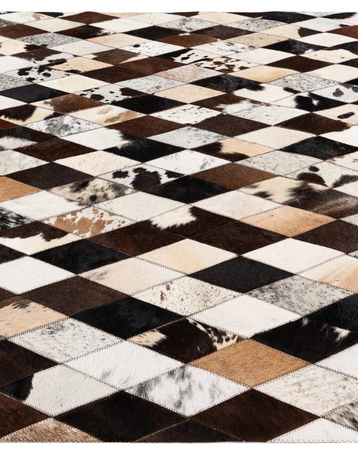 Detail image of  4' 8 x 6' 9 Cowhide Stocks Rug