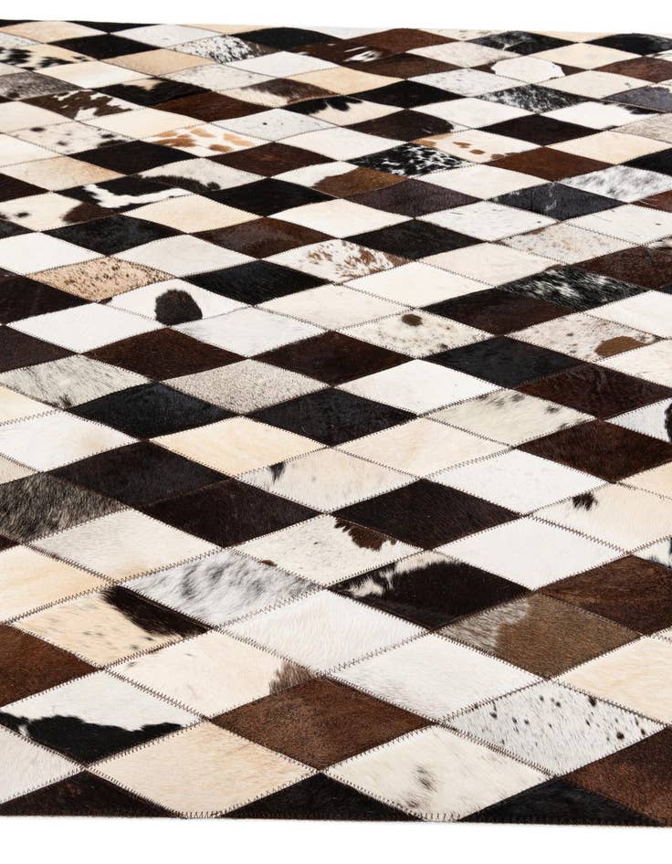 Detail image of  4' 8 x 6' 9 Cowhide Stocks Rug