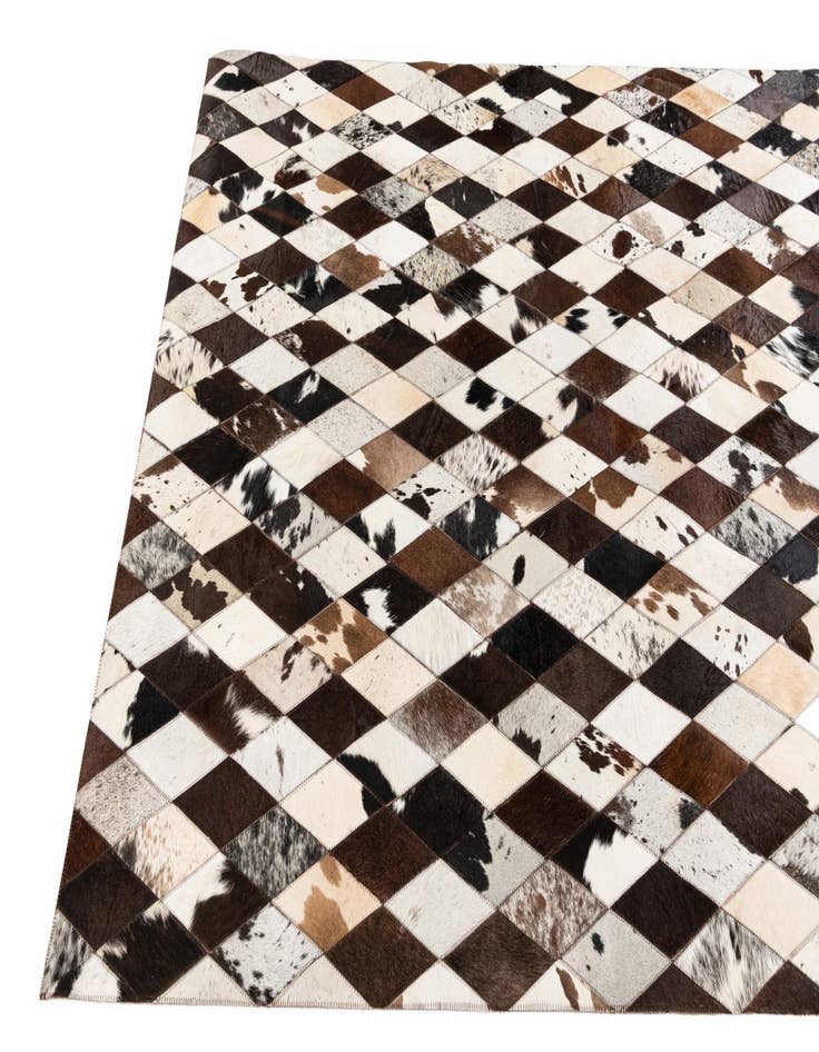 Detail image of  4' 8 x 6' 8 Cowhide Stocks Rug