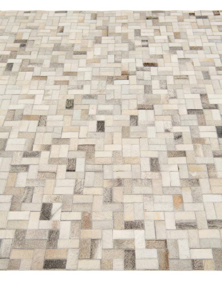 Detail image of  4' 9 x 6' 6 Cowhide Stocks Rug