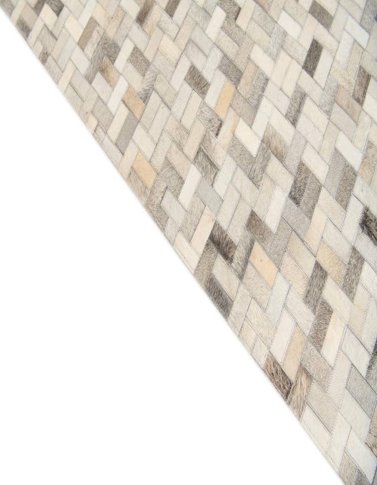 Detail image of  4' 8 x 6' 6 Cowhide Stocks Rug