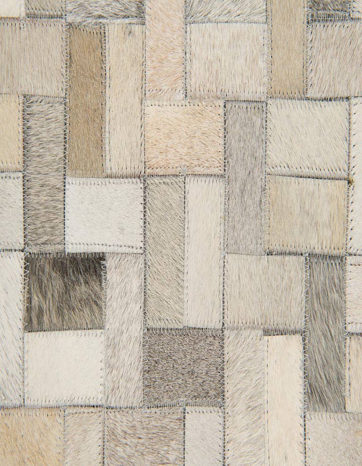 Detail image of  4' 8 x 6' 7 Cowhide Stocks Rug