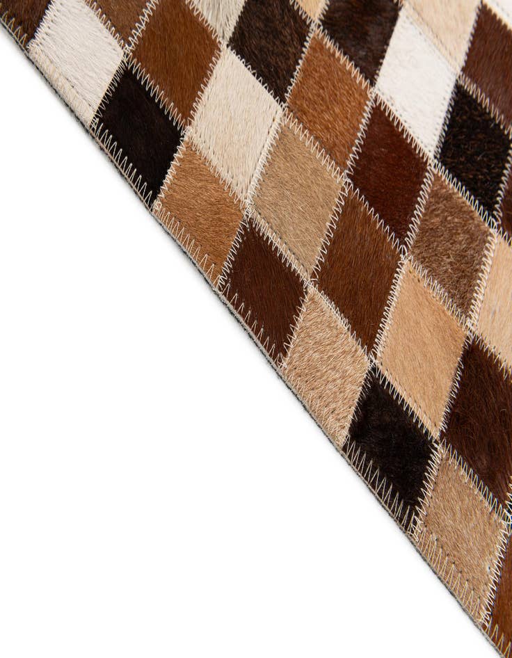 Detail image of  4' 8 x 6' 8 Cowhide Stocks Rug