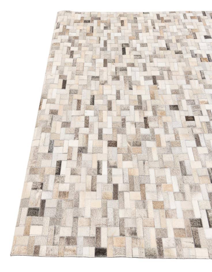 Detail image of  4' 6 x 6' 6 Cowhide Stocks Rug