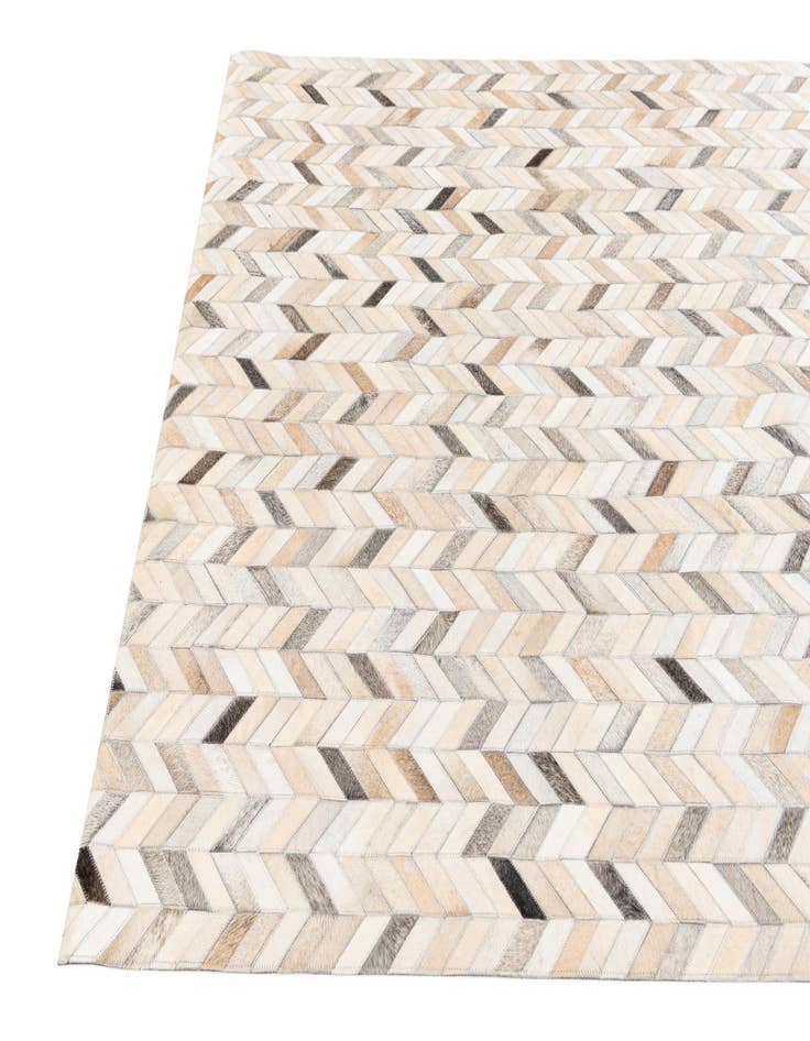 Detail image of  4' 8 x 6' 6 Cowhide Stocks Rug