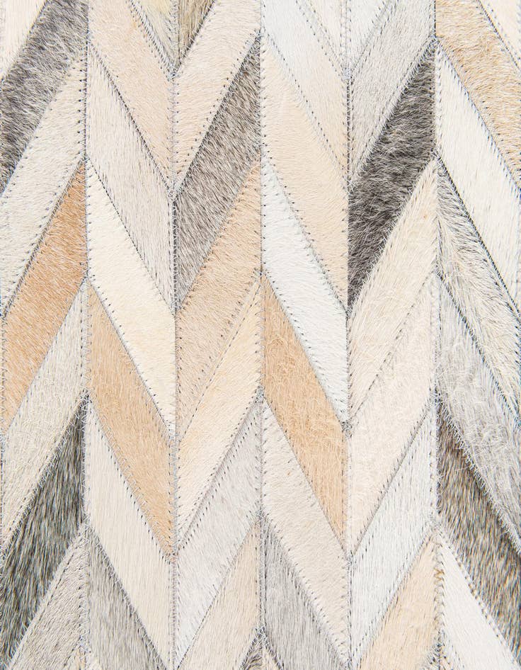 Detail image of  4' 8 x 6' 6 Cowhide Stocks Rug