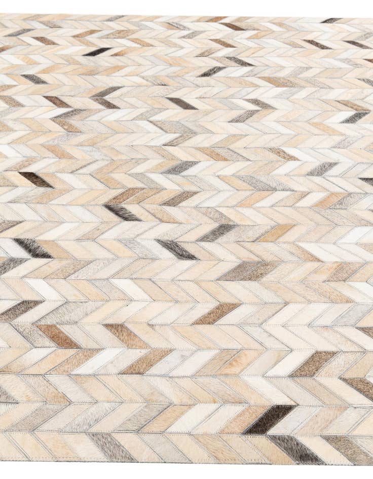 Detail image of  4' 7 x 6' 7 Cowhide Stocks Rug