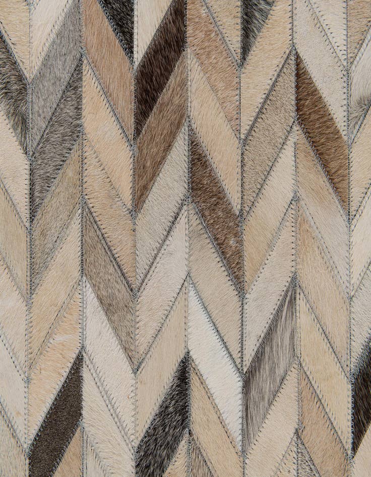 Detail image of  4' 8 x 6' 8 Cowhide Stocks Rug