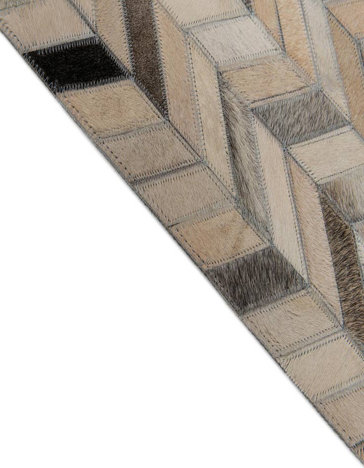 Detail image of  4' 8 x 6' 7 Cowhide Stocks Rug