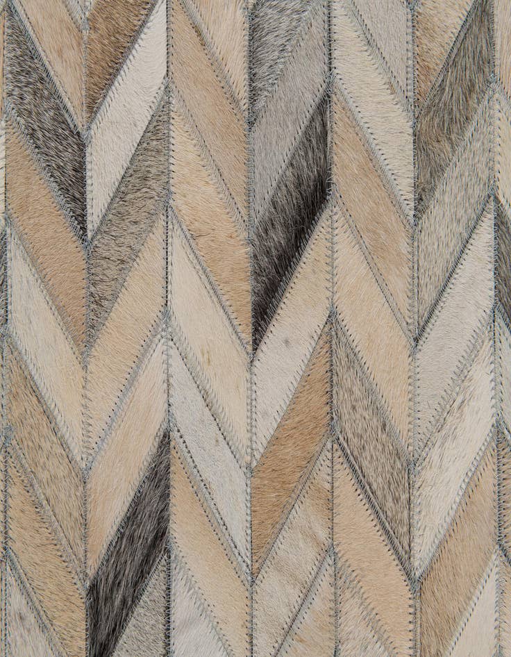 Detail image of  4' 8 x 6' 7 Cowhide Stocks Rug