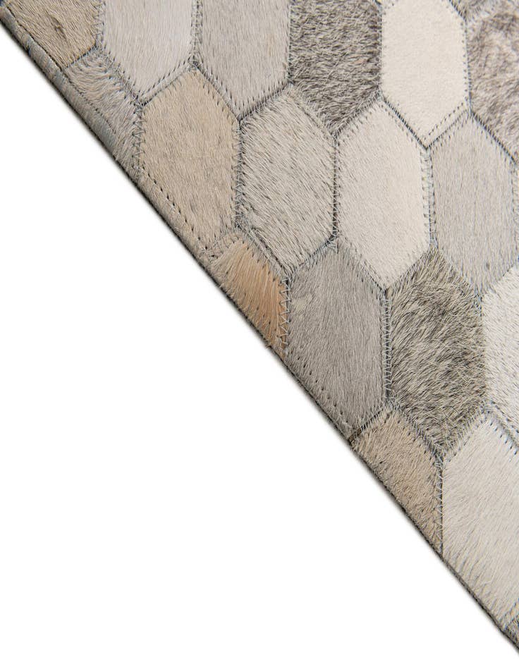 Detail image of  4' 8 x 6' 7 Cowhide Stocks Rug
