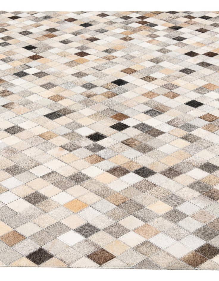 Detail image of  4' 7 x 6' 7 Cowhide Stocks Rug